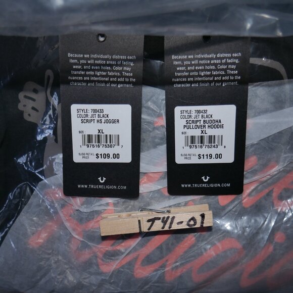 True Religion Mens 2 PC Sweatsuit Fleece Tracksuit Matching Hoodie Joggers NWT - Picture 13 of 15